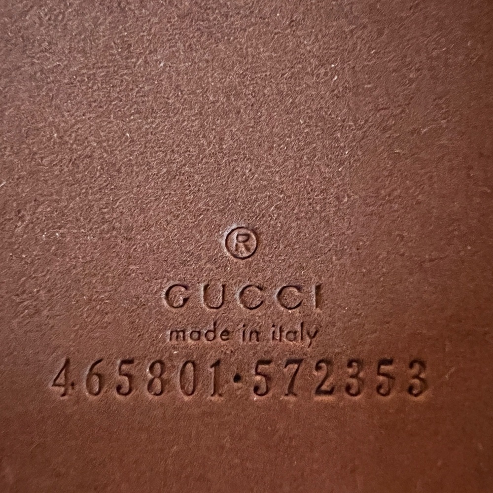 Gucci iPhone 7/8 Phone Case GG Blind For Love Bee Brown NIB - Picture 2 of 13